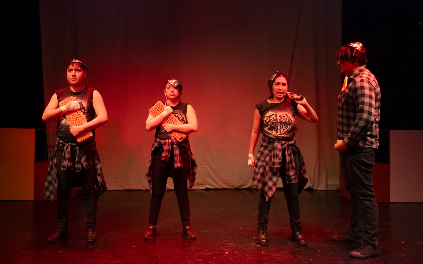UNTITLED PLAY: Fragmentos de una crisis (o “escribí una ‘obra de teatro’, pero estaba muy triste como para ponerle nombre»)